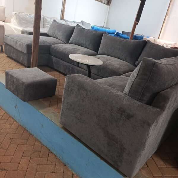U-shaped 8 seater couch